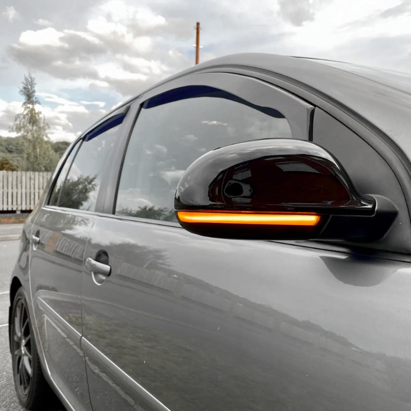 Répétiteurs LED Dynamiques de Rétroviseurs pour VW Golf V MK5 / Jetta