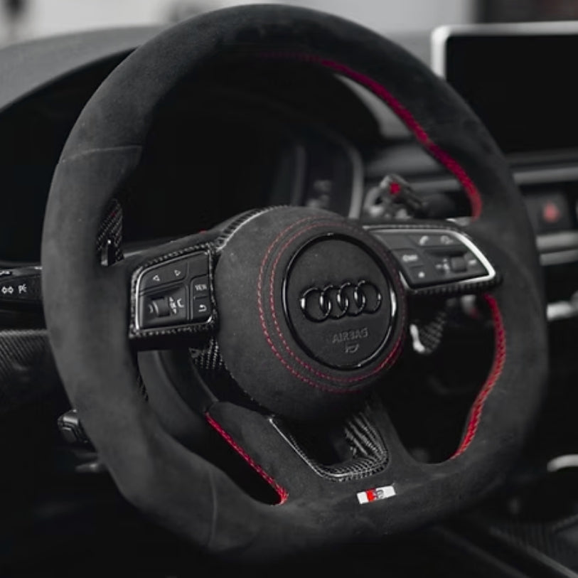 Couvre-volant à base plate performance Audi A4 A5 B9 S-line