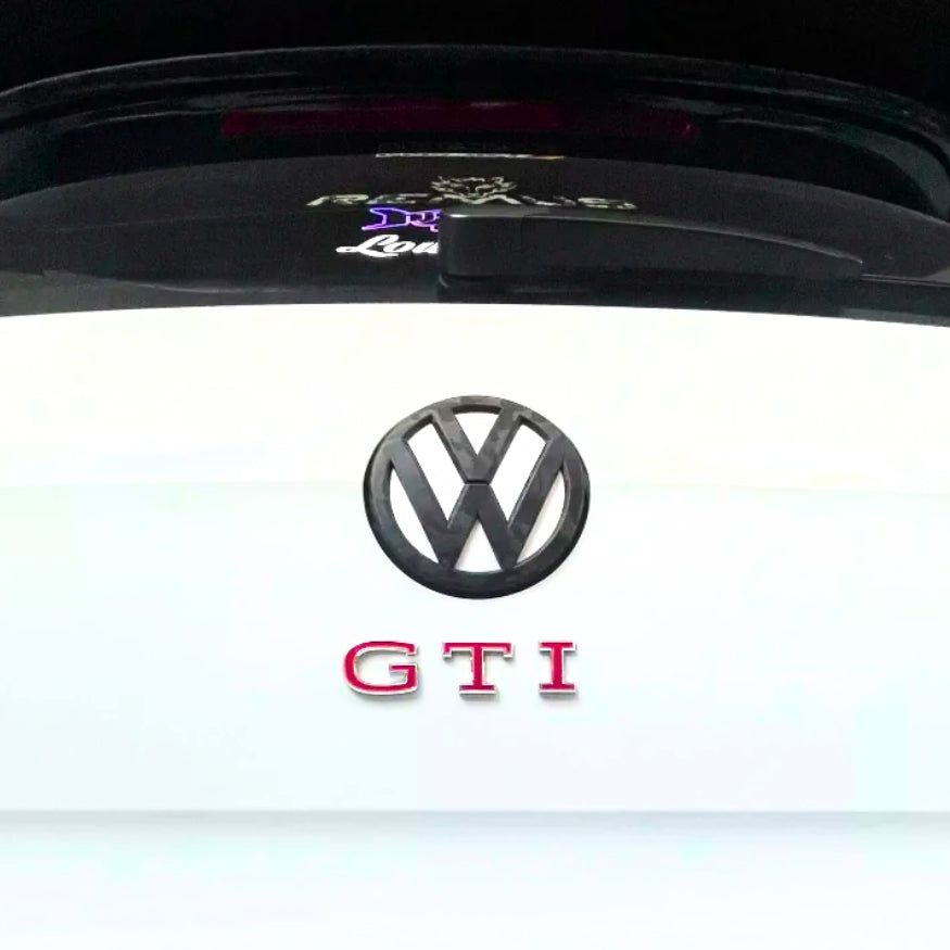 Logo GTI nouveau modèle pour Volkswagen Golf 8