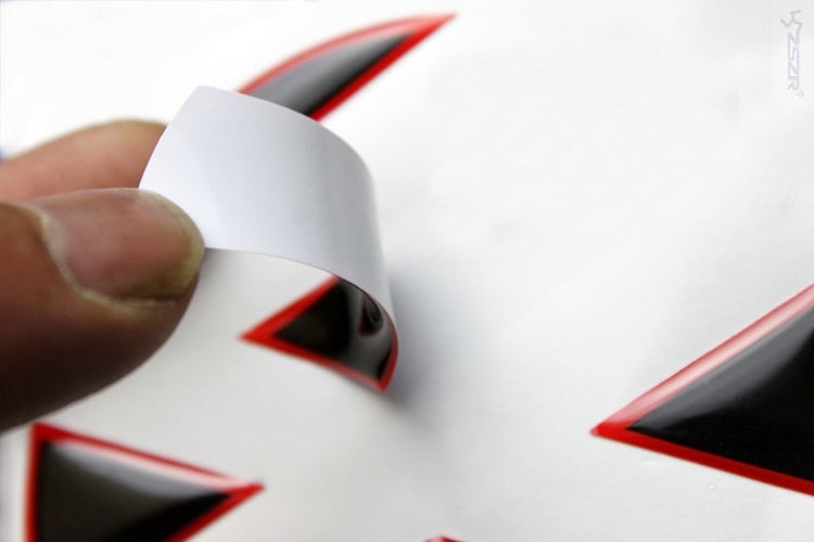 Sticker de logo VW noir et rouge pour Volkswagen Golf 7.5