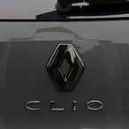 Logo Renault noir brillant pour calandre avant et hayon