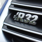 Logo monogramme R32 pour calandre ou coffre Volkswagen Golf