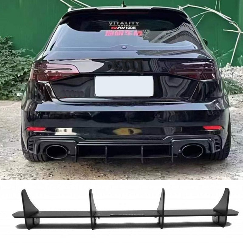 Lame de diffuseur arrière à ailettes sport Audi S3 / RS3 8V