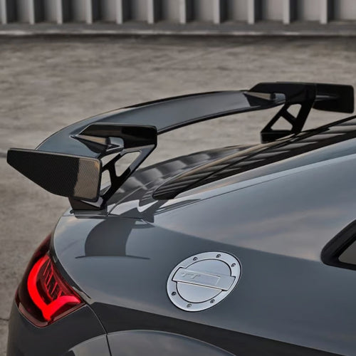 Aileron fixe arrière pour Audi R8 et Audi TT-RS