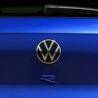 Logo R design nouvelle génération pour Volkswagen Golf 8