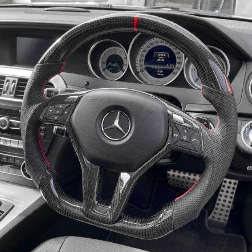 Volant sport Mercedes-AMG pour Classe C W204 Facelift