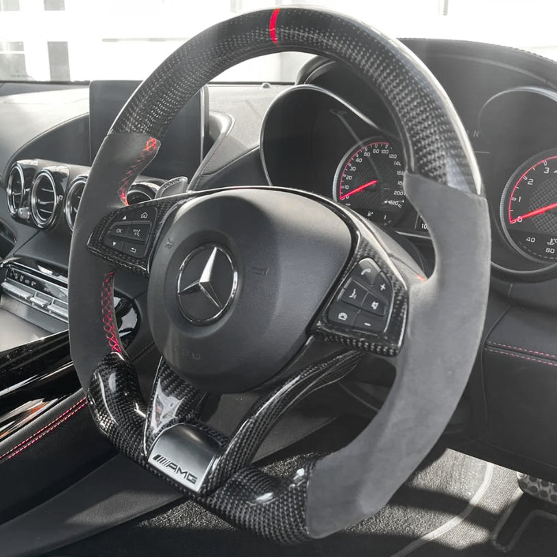 Volant sport Mercedes-AMG W205 finition fibre de carbone