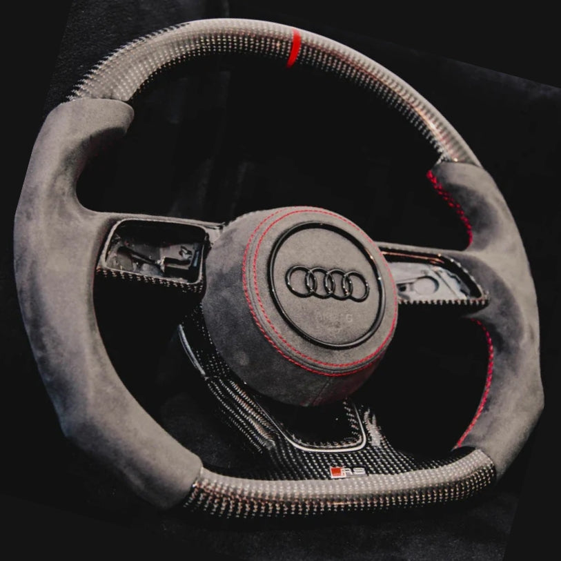 Volant Audi A4 A5 B9 en fibre de carbone et cuir perforé