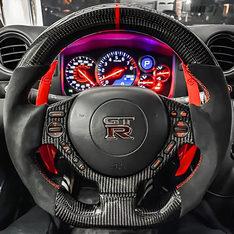 Volant sport Nissan GT-R R35 en fibre de carbone